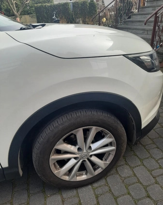 Nissan Qashqai cena 54000 przebieg: 147000, rok produkcji 2017 z Żelechów małe 121